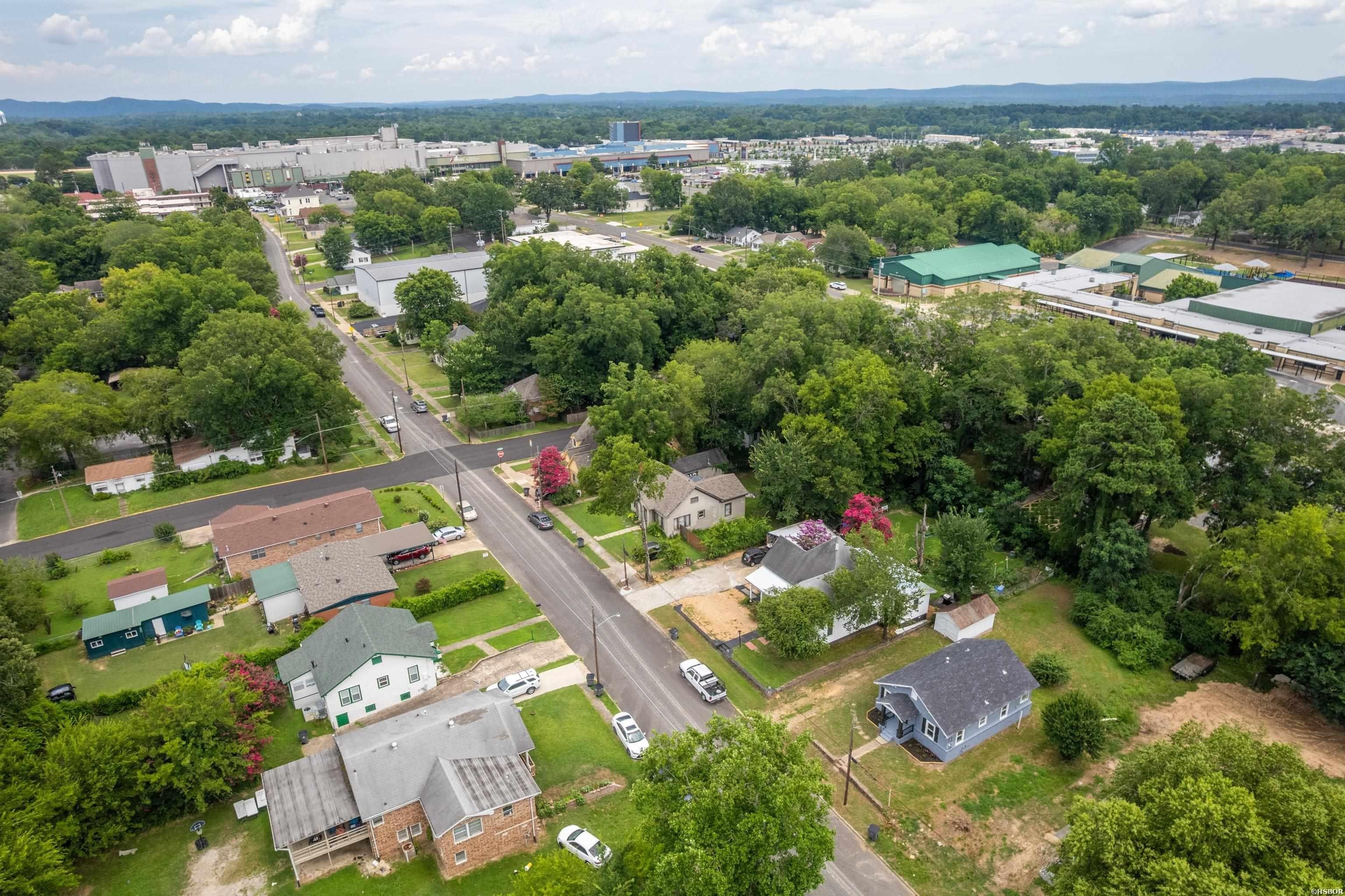 Single Family 2BR 1BA - 311 HENDERSON Street, Hot Springs, AR