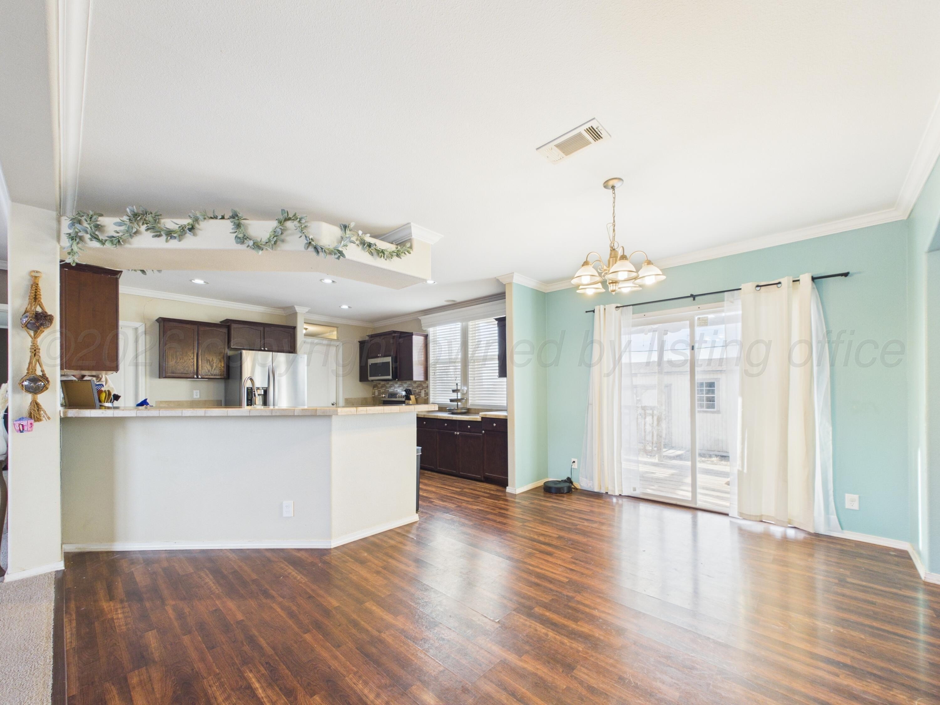 Manufactured Housing 4BR 2BA - 816 W Maple, White Deer, TX