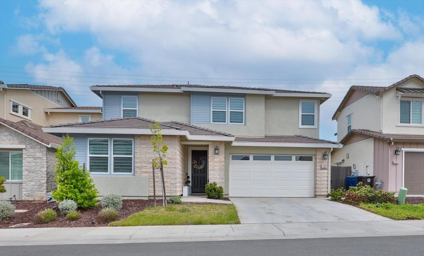 Single Family 4BR 3BA - 12825 Tower Beach WAY, RANCHO CORDOVA, CA