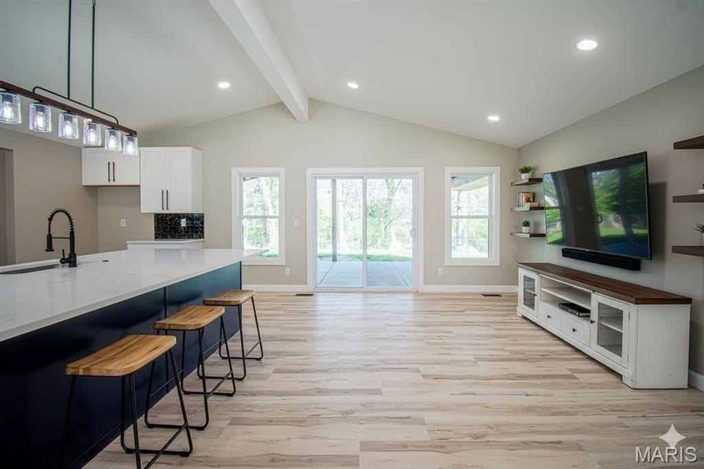 Single Family 3BR 4BA - 13123 DARTAGNAN Court, Creve Coeur, MO