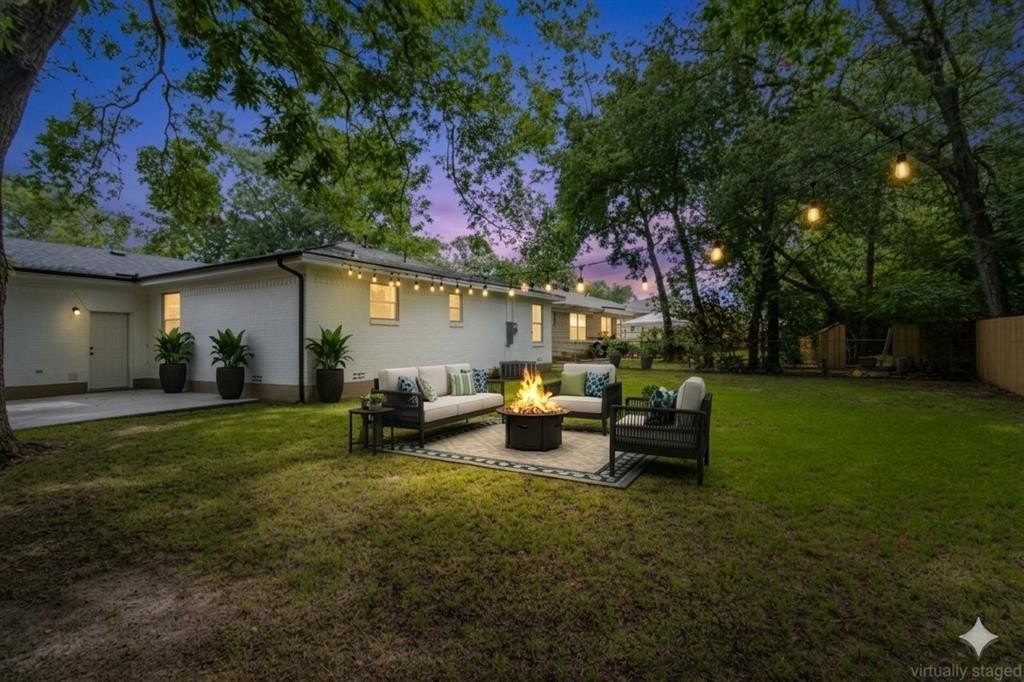 Single Family 3BR 2BA - 1818 W Belden Street, Sherman, TX