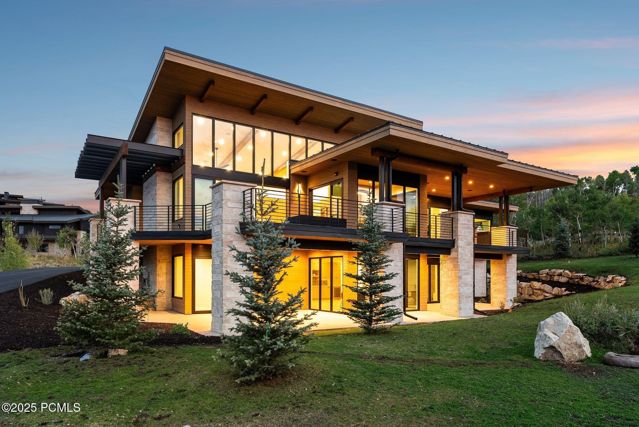 3538 N Aspen Camp Loop  