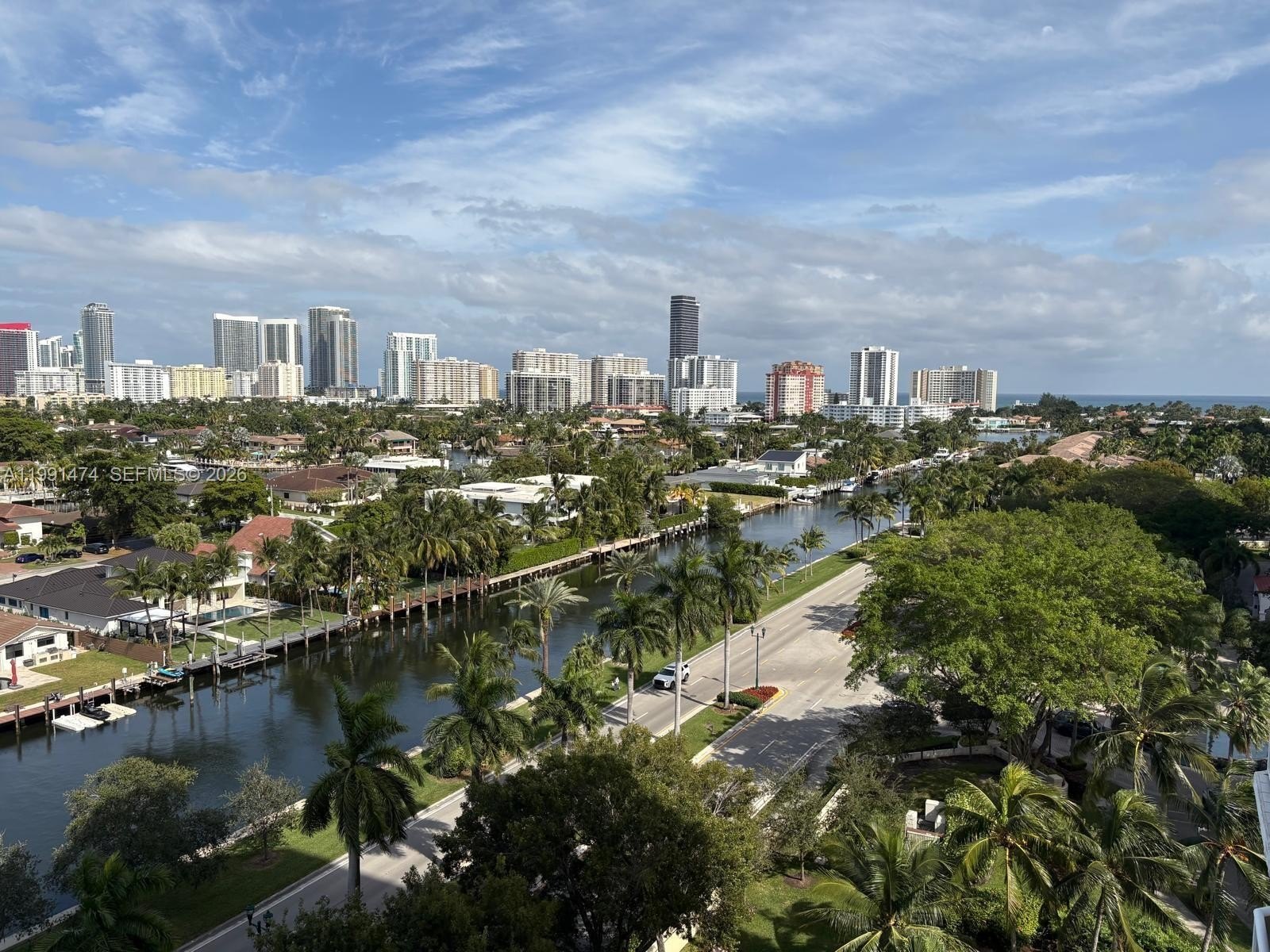 Condo 2BR 2BA - 3600 Yacht Club Dr, Aventura, FL