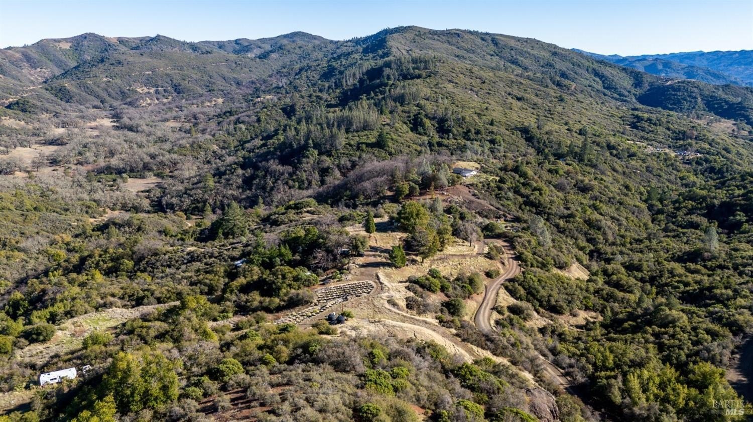 Single Family 2BR 2BA - 38340 Pine Mountain Road, Hopland, CA