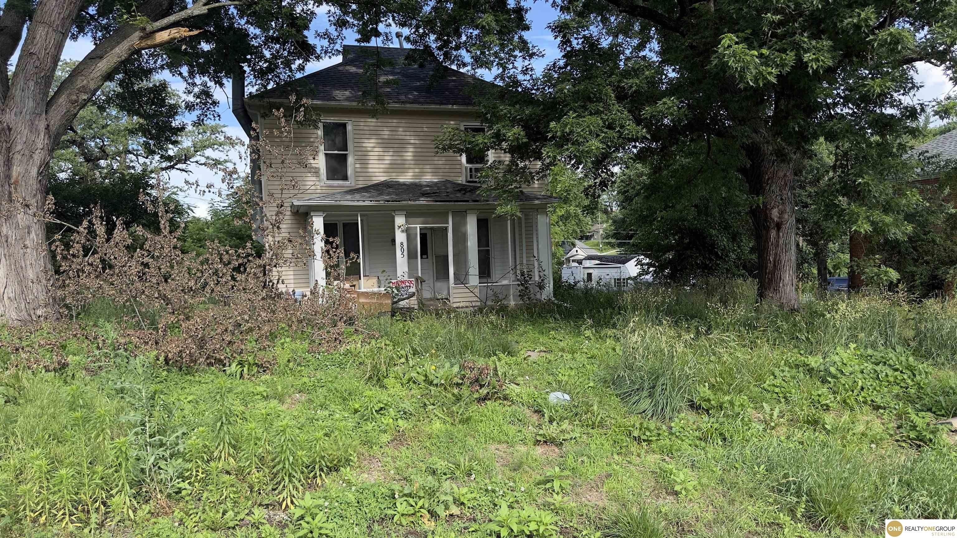 Single Family 3BR 2BA - 805 7 Street, Peru, NE
