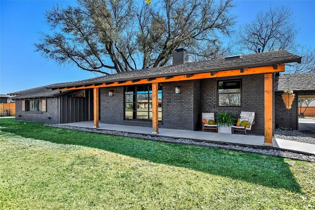 Single Family 4BR 4BA - 1612 W Washington Street, Sherman, TX
