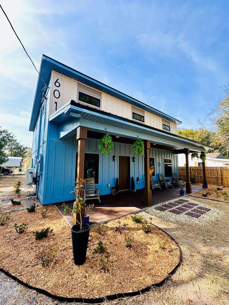 Other 4BR 3BA - 601 W 3rd St, Carrabelle, FL