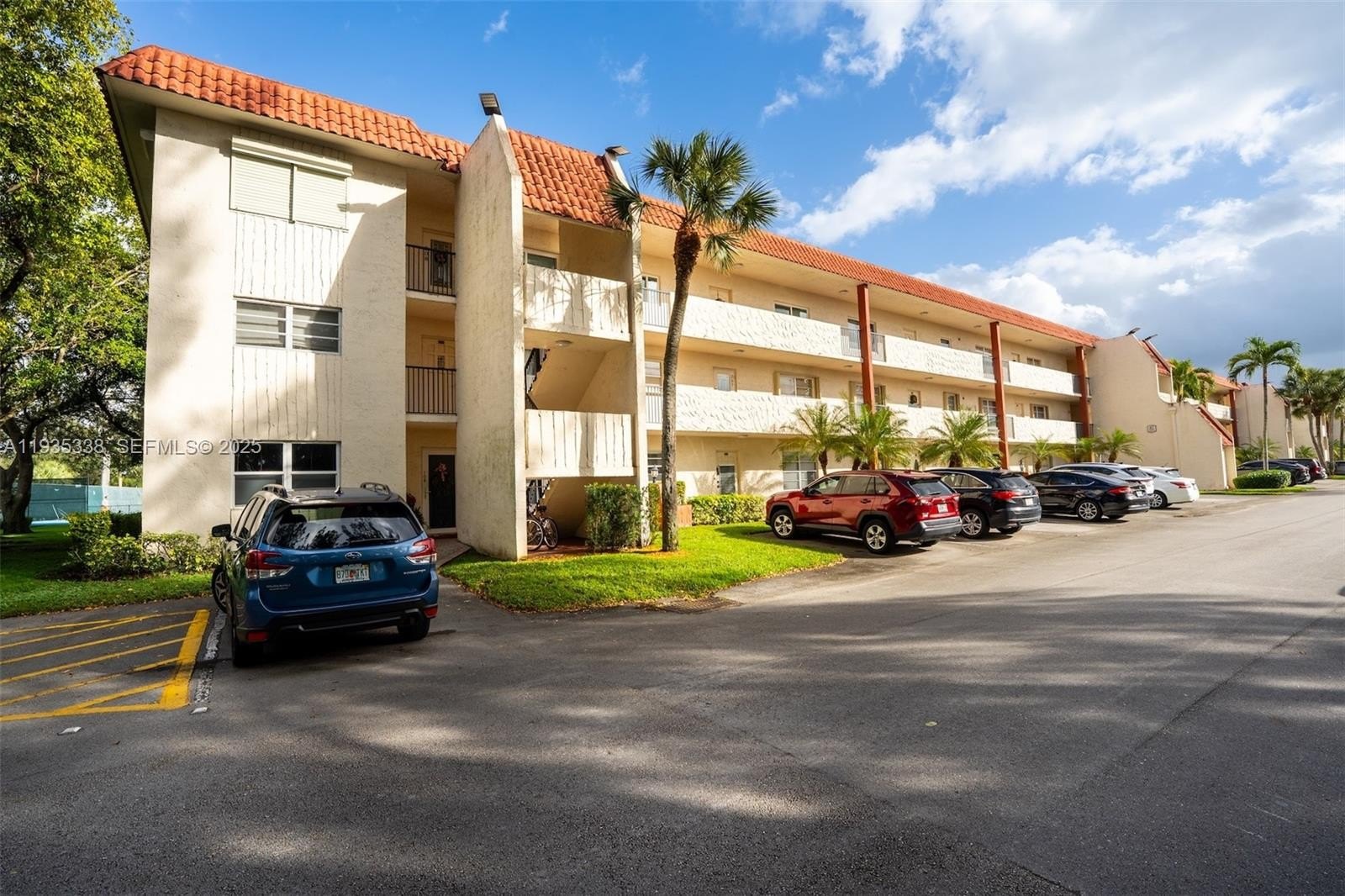 Condo 2BR 2BA - 150 S Hollybrook Ter, Pembroke Pines, FL