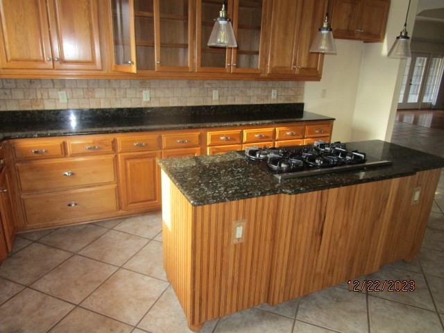 123 Larkspur Dr  