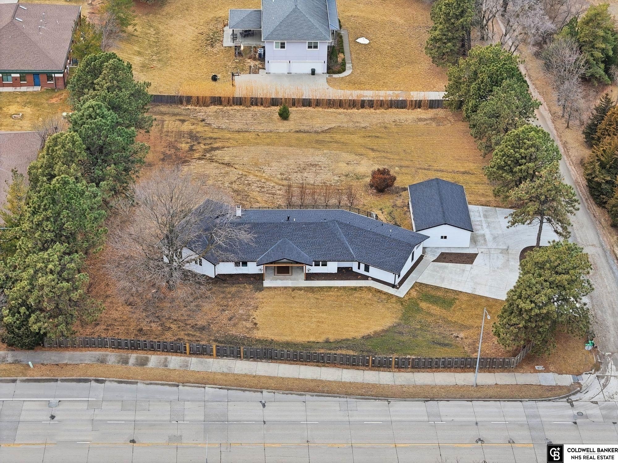 Single Family 6BR 6BA - 2505 S 70th Street, Lincoln, NE