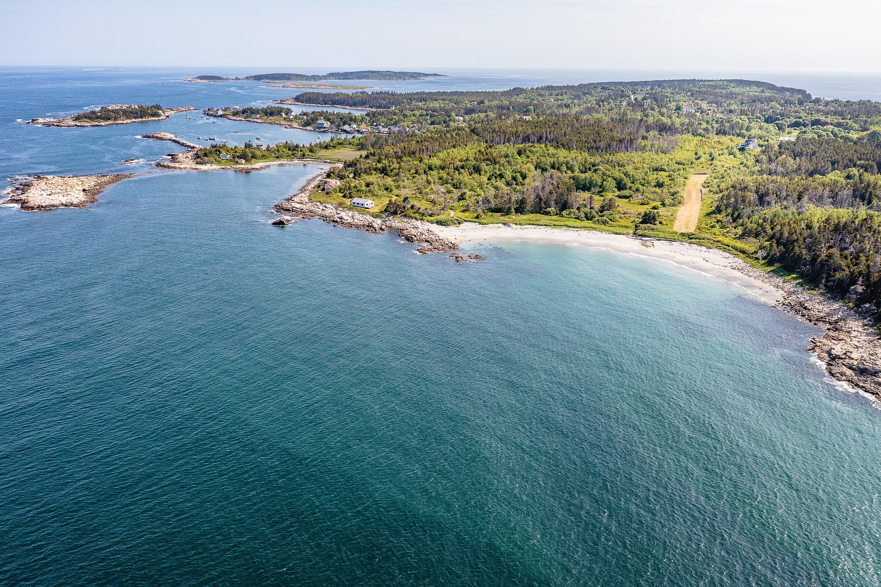 Single Family 2BR 2BA - 83 North Road, Matinicus Isle Plt, ME
