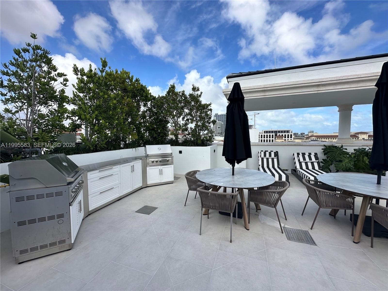 Condo 1BR 1BA - 4220 Laguna St, Coral Gables, FL