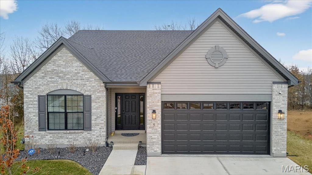 Single Family 3BR 2BA - 5 Challenger Court, O'Fallon, MO