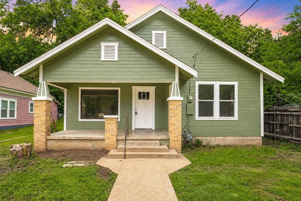 Single Family 2BR 1BA - 1203 Brook Avenue, Waco, TX