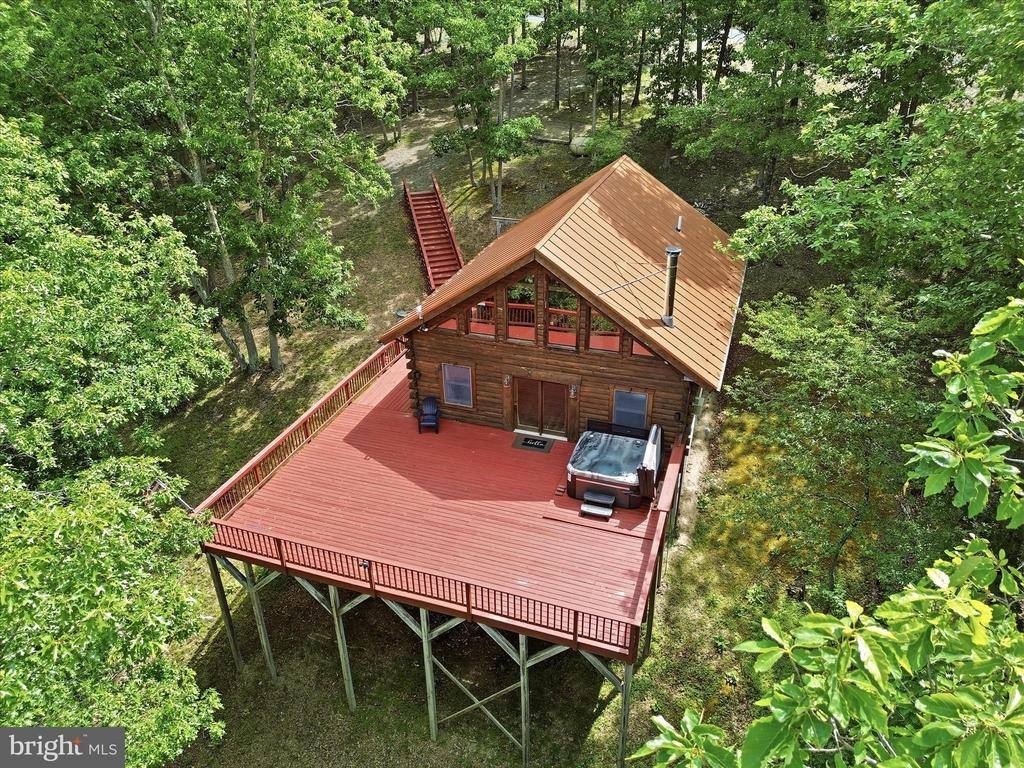Single Family 2BR 2BA - 2858 Crossings View Road, Paw Paw, WV