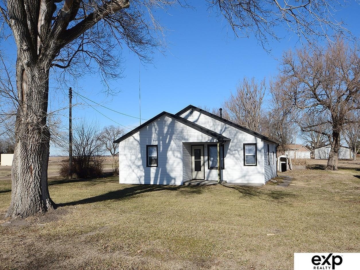 Single Family 2BR 1BA - 740 W 10th Street, North Bend, NE
