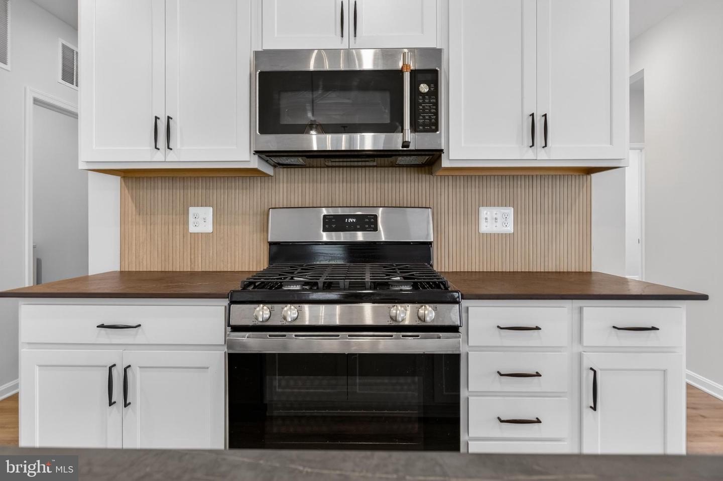 Single Family 3BR 2BA - 13079 LAUREL LEAF DR, LEWES, DE