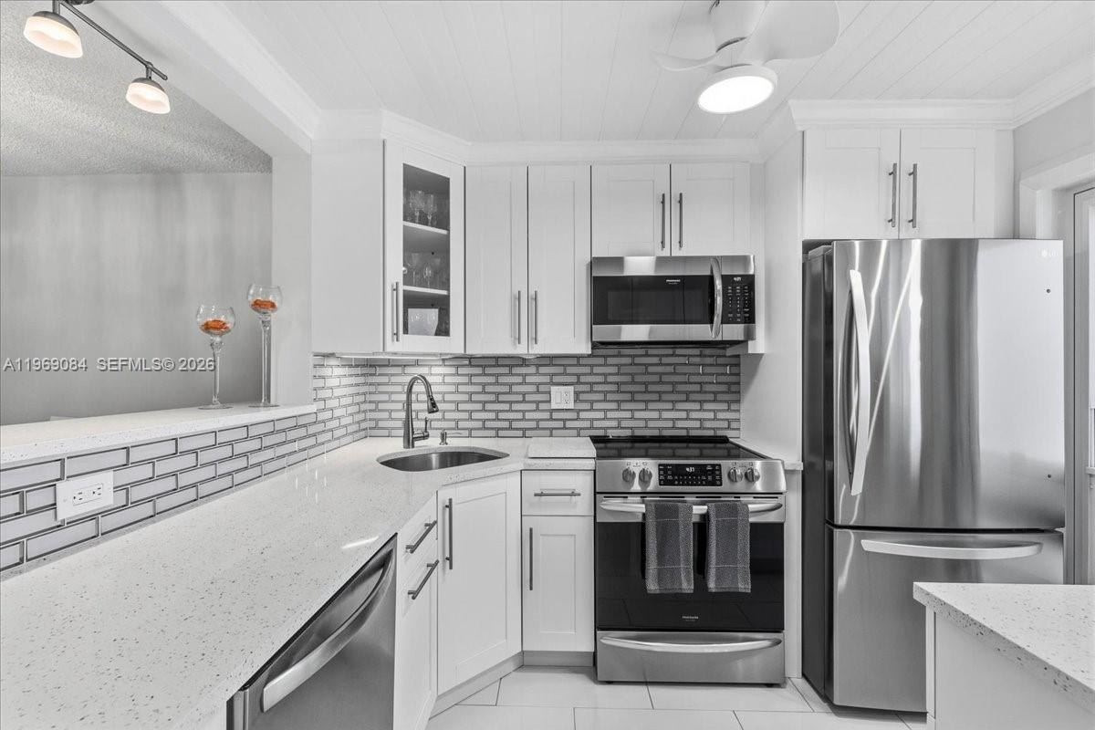 Condo 2BR 2BA - 3201 NE 8th St, Pompano Beach, FL