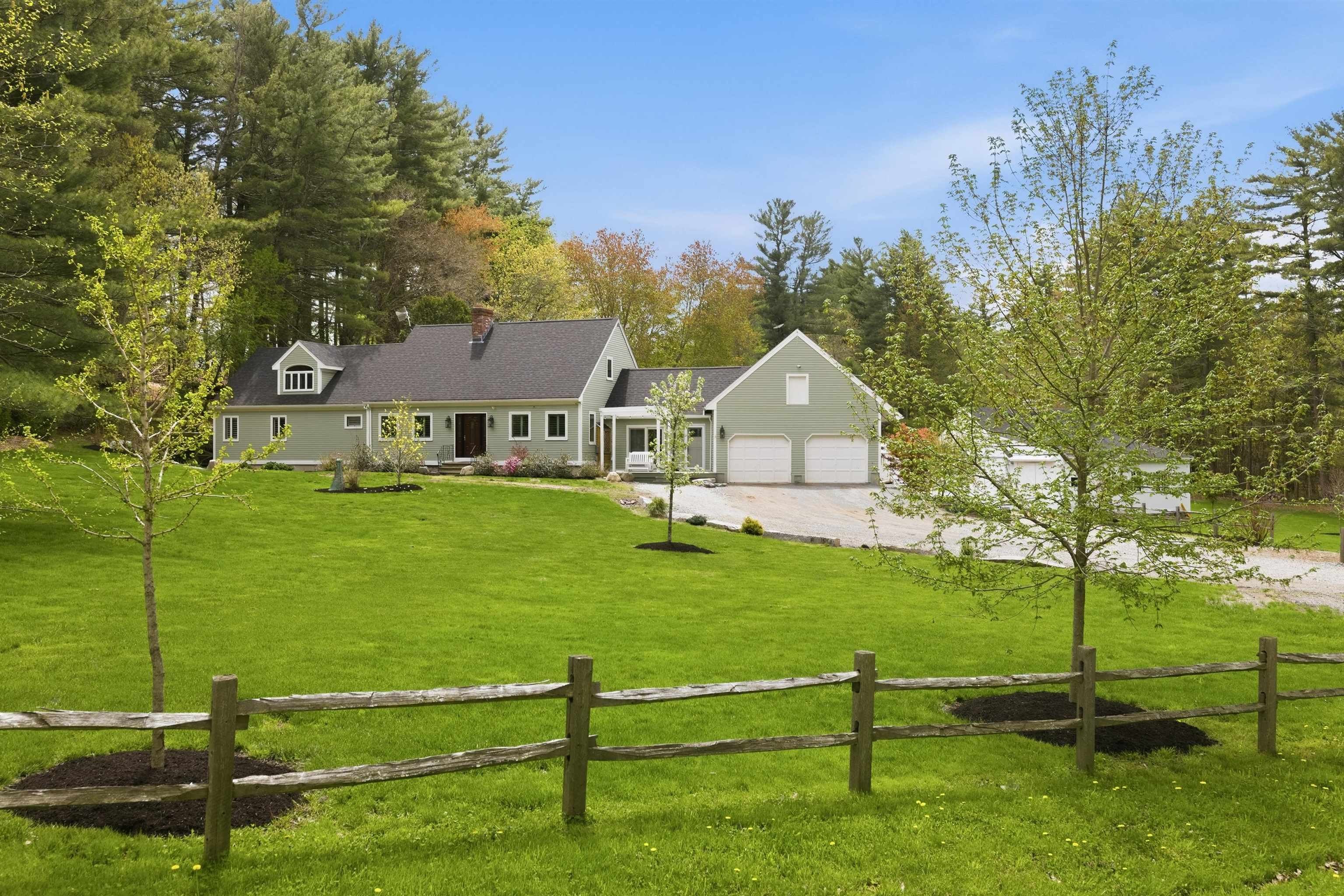 Single Family 3BR 5BA - 42 Nason Road, Hampton Falls, NH