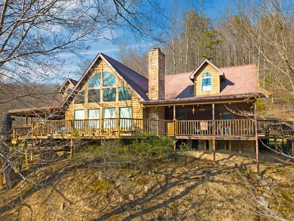 Single Family 3BR 2BA - 120 Heavens View, Hindman, KY