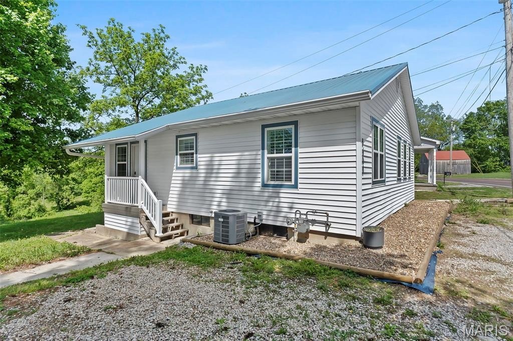 Single Family 1BR 1BA - 8600 Main Street, Altenburg, MO
