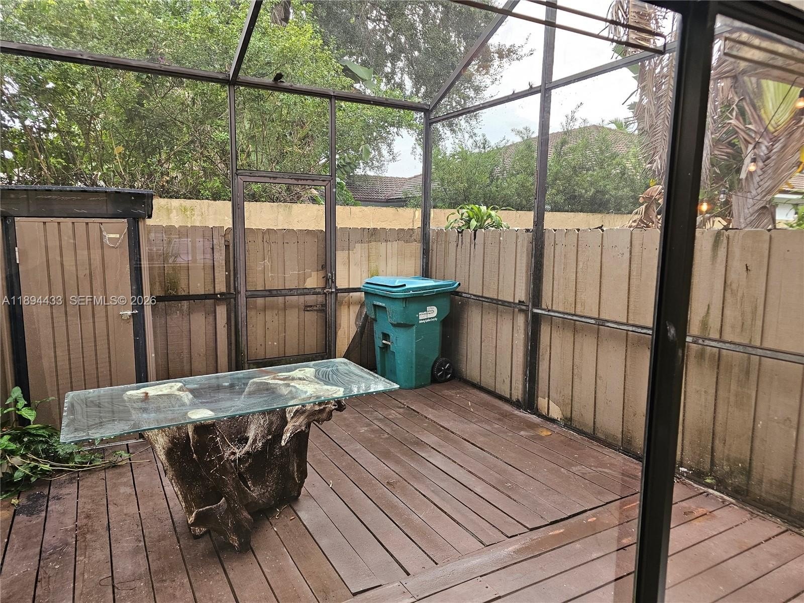 Single Family 3BR 3BA - 10142 SW 77th Ct, Miami, FL