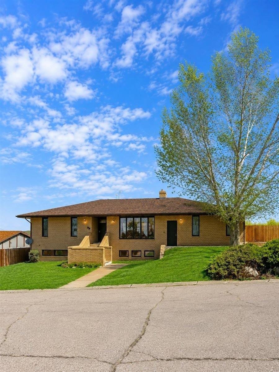 Single Family 3BR 3BA - 92 Declaration, Evanston, WY