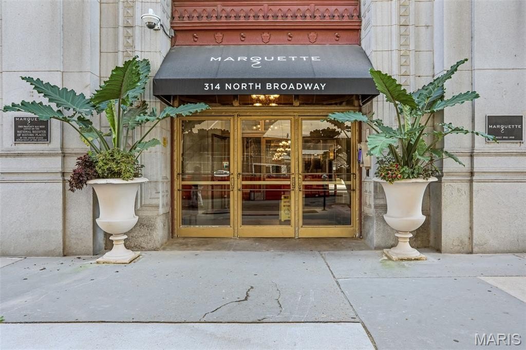 Condo 2BR 1BA - 314 N Broadway, St Louis, MO