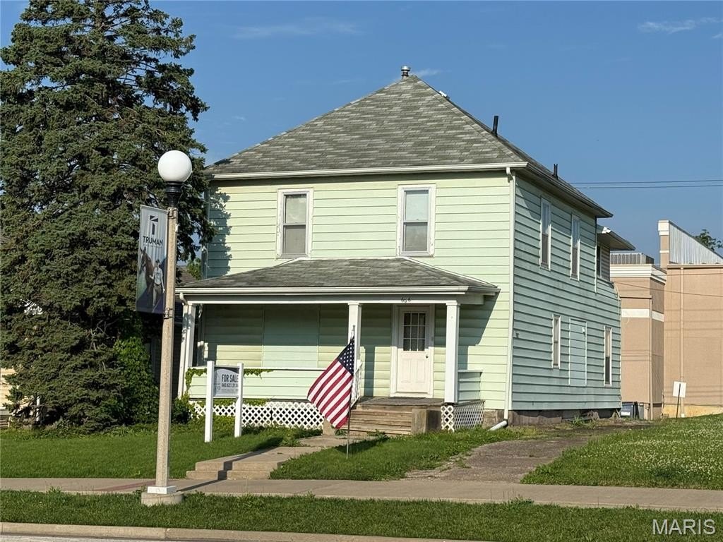 Single Family 5BR 3BA - 606 S Franklin, Kirksville, MO