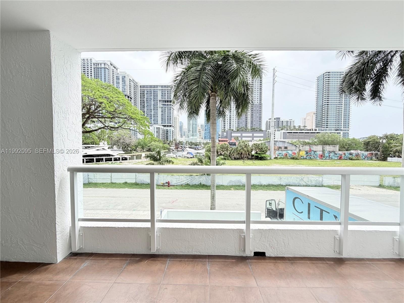 Condo 1BR 2BA - 401 SW 4th Ave, Fort Lauderdale, FL