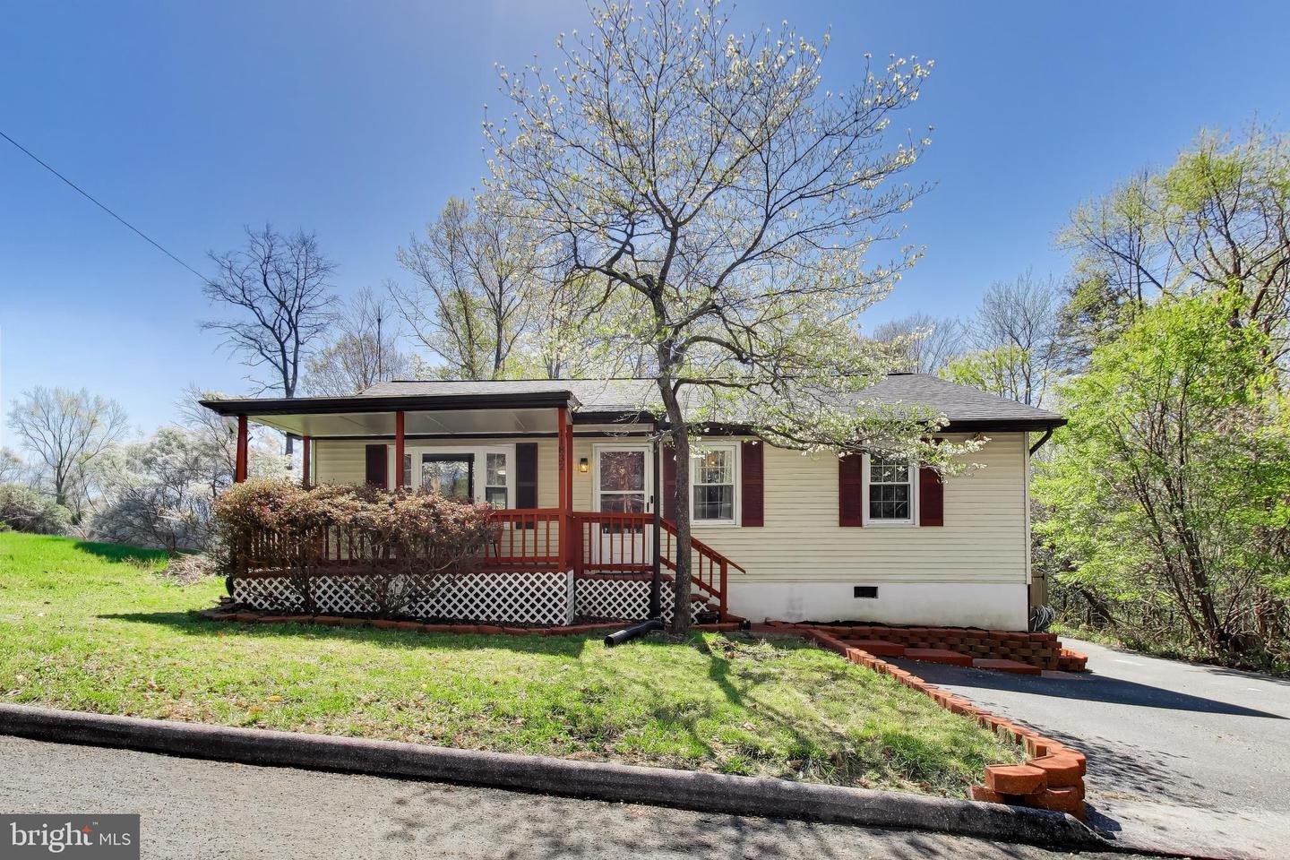 Single Family 2BR 2BA - 11832 ARROWHEAD TRL, LUSBY, MD