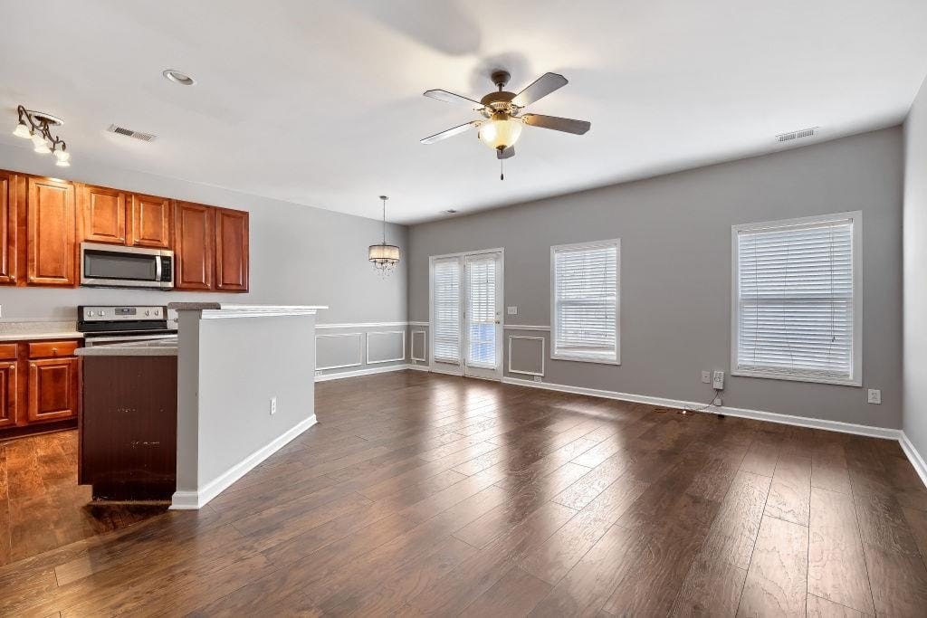 Condo 2BR 3BA - 1725 Oakbrook Lane NW, Kennesaw, GA