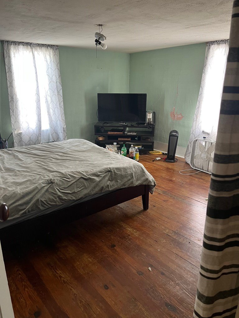 Single Family 3BR 2BA - 239 Boxwood Street, Glade Spring, VA