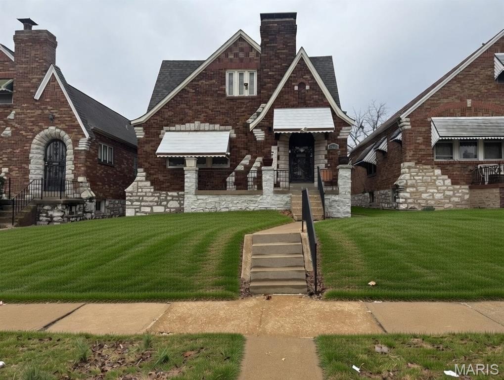 Single Family 4BR 2BA - 8635 Partridge Avenue, St Louis, MO