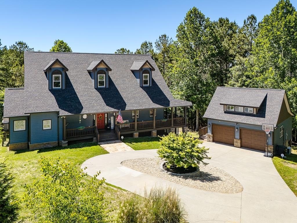 Single Family 5BR 5BA - 57 Loftis Mountain Court, Blairsville, GA