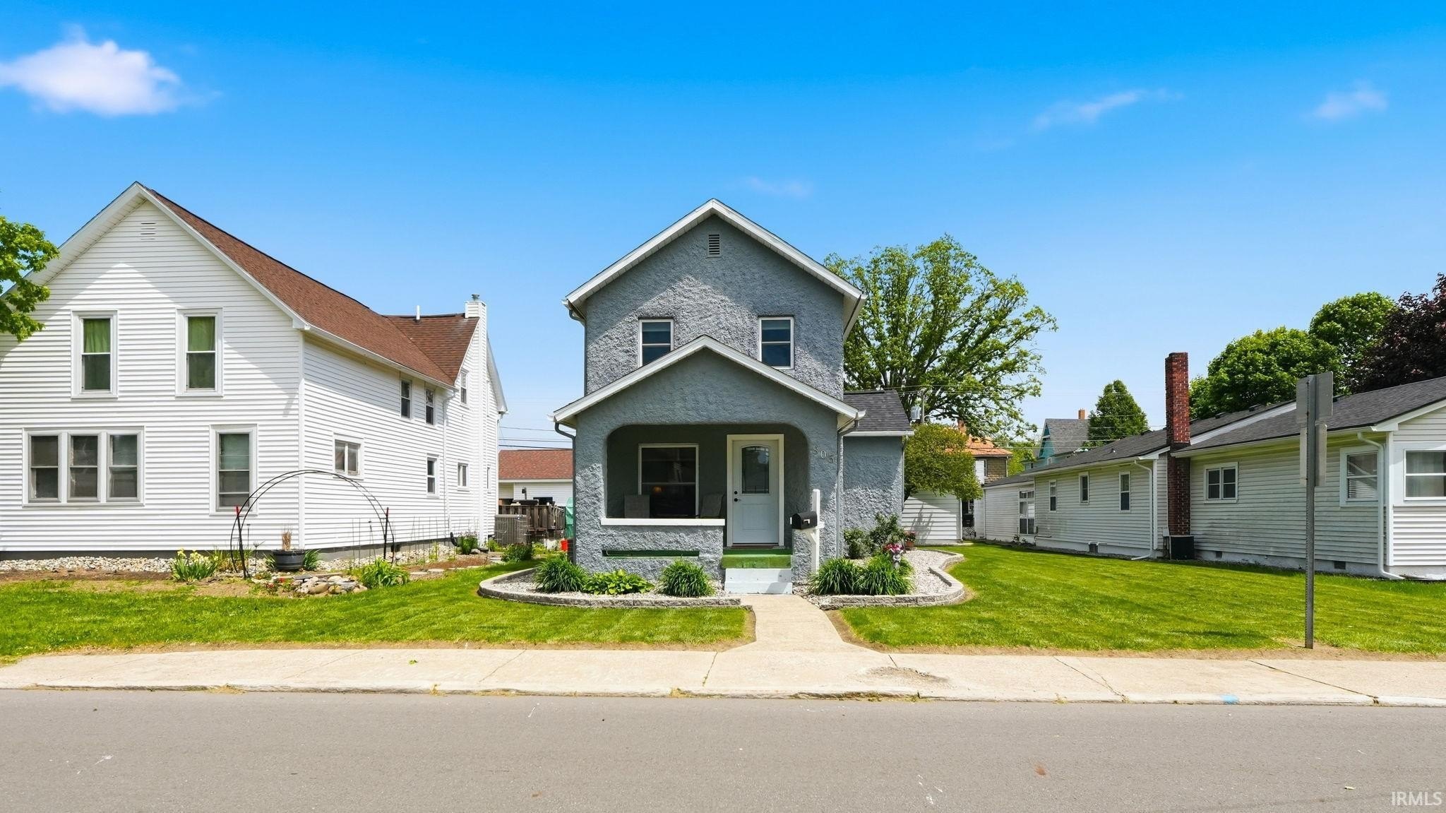 Single Family 2BR 2BA - 805 S Cowen Street, Garrett, IN