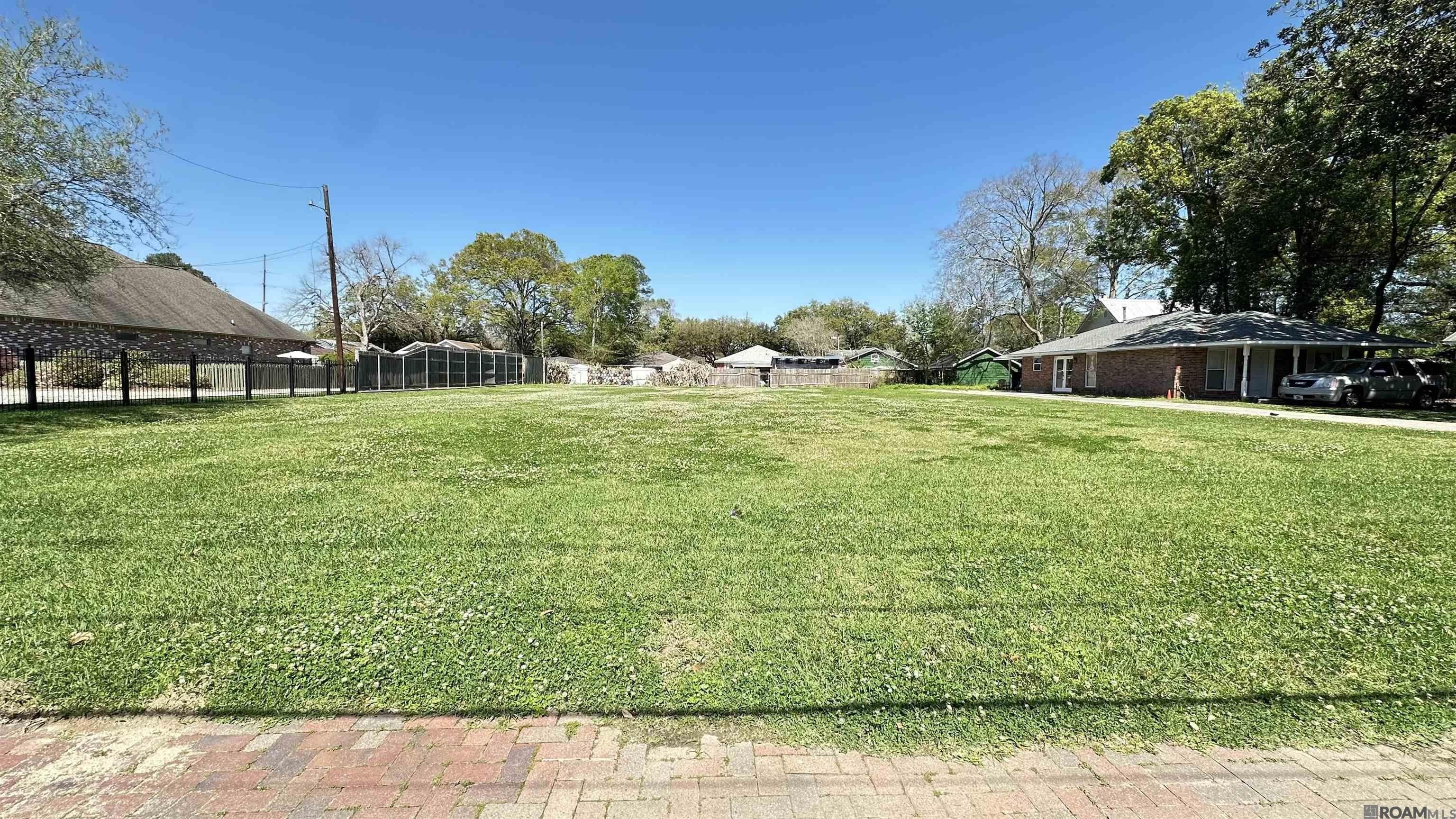 Plots and Land - 1545 Perkins Rd, Baton Rouge, LA