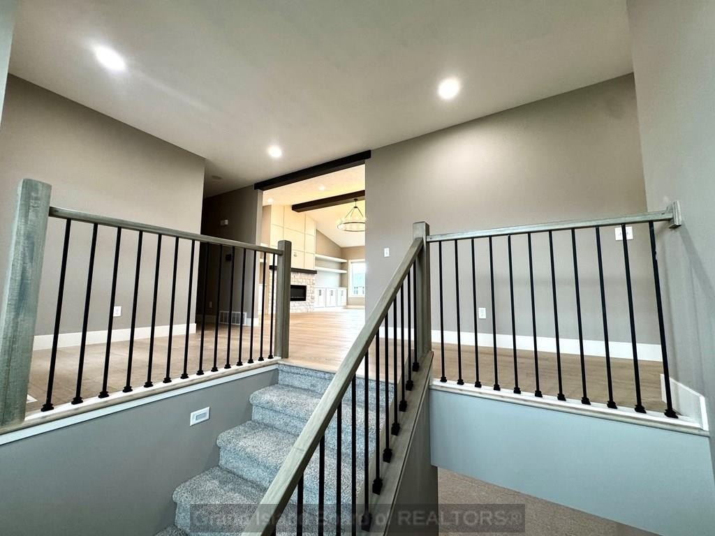 Single Family 4BR 3BA - 3826 Meadow Way Trl, Grand Island, NE