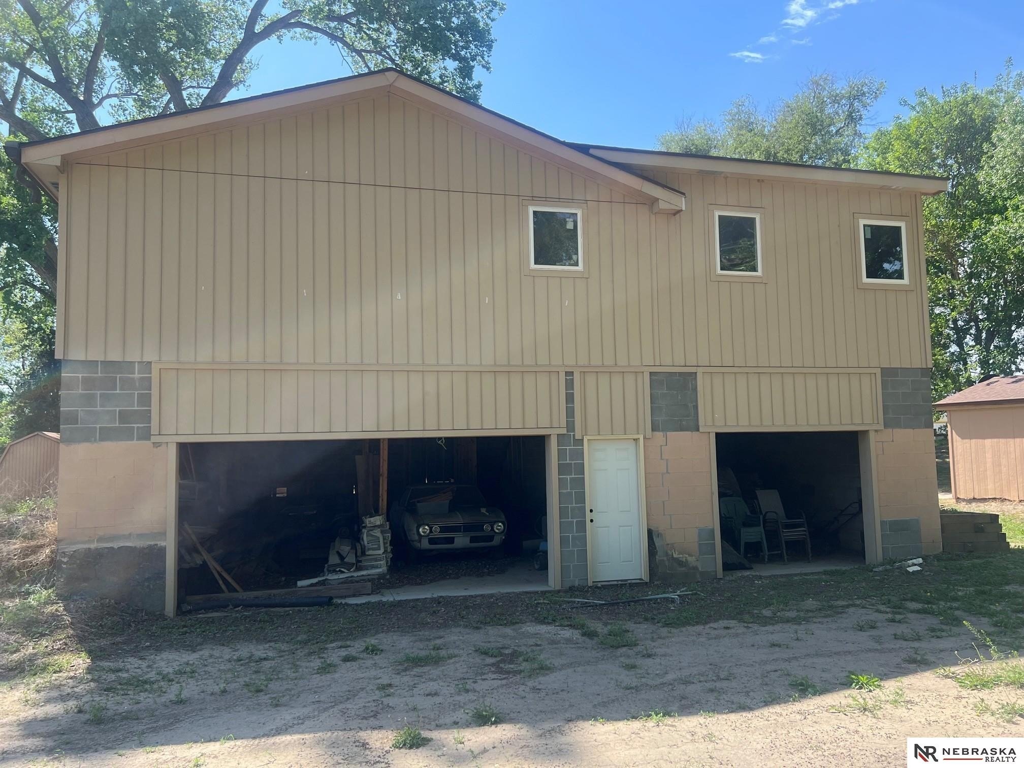 Single Family 2BR 1BA - 1810 park Circle, Bellevue, NE