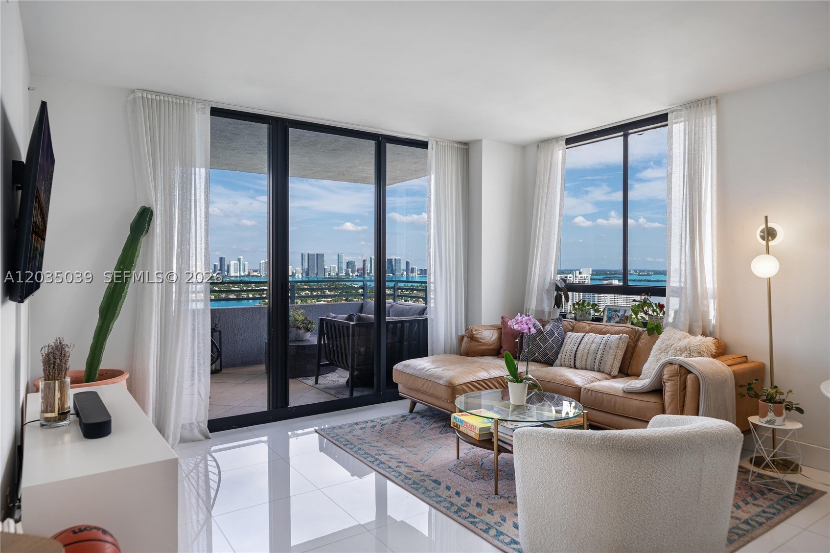 Condo 2BR 2BA - 1330 West Ave, Miami Beach, FL