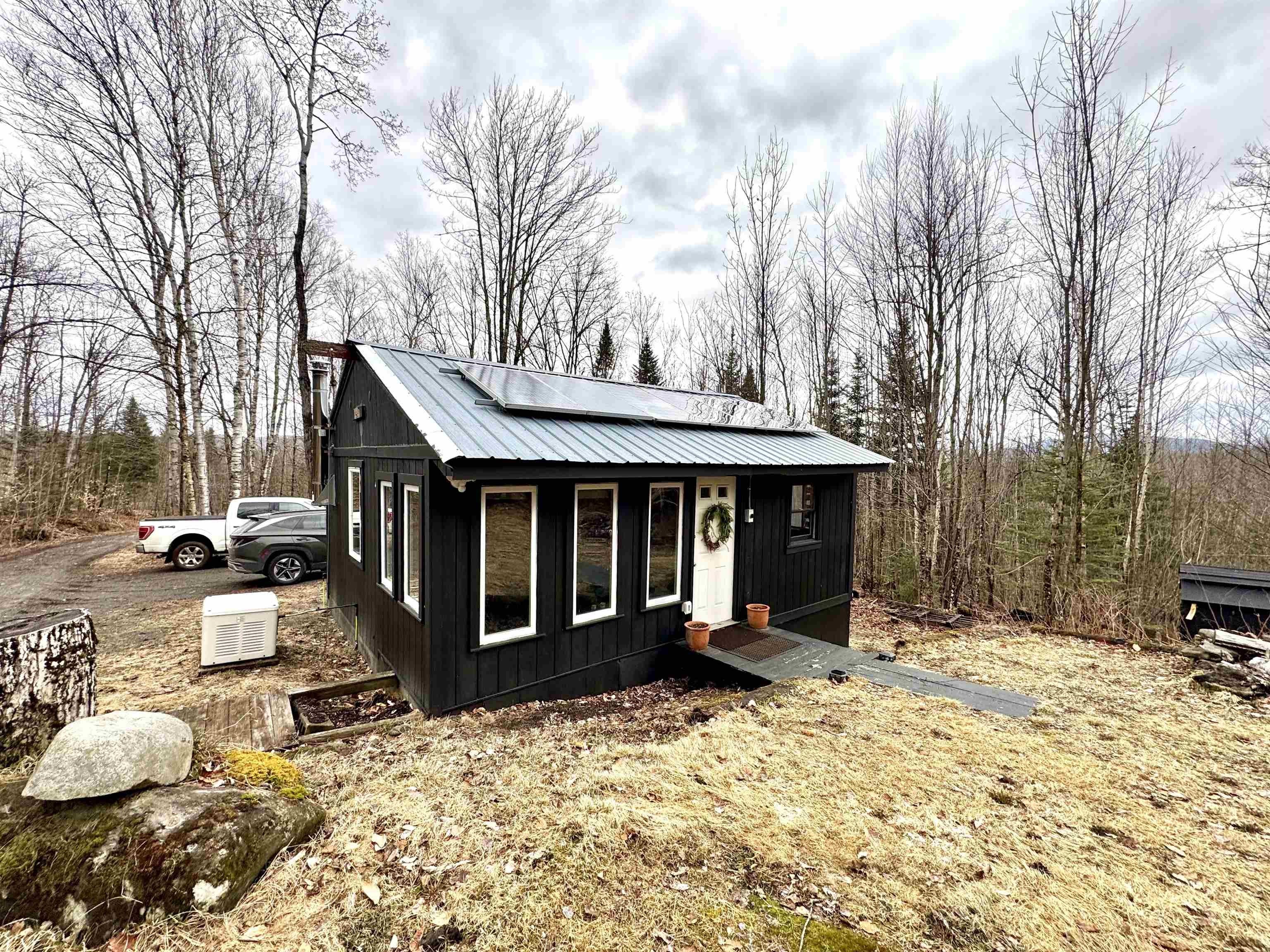 Single Family 1BR 1BA - 253 Washburn Road, Columbia, NH