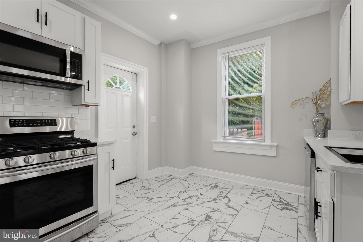 Single Family 2BR 1BA - 2810 GRANTLEY AVE, BALTIMORE, MD