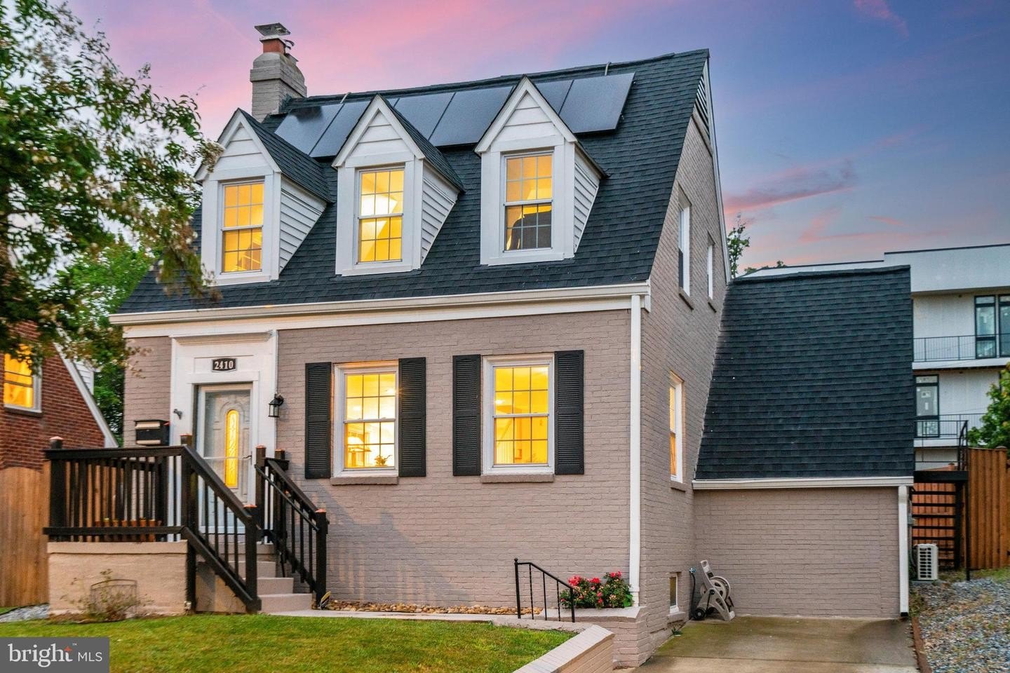 Single Family 4BR 3BA - 2410 21ST PL NE, WASHINGTON, DC