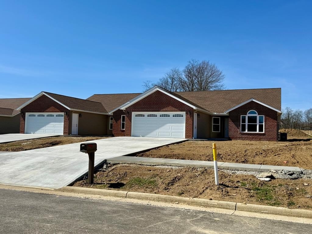 Condo 3BR 2BA - 1367 Deer Ridge Lane, Ontario, OH