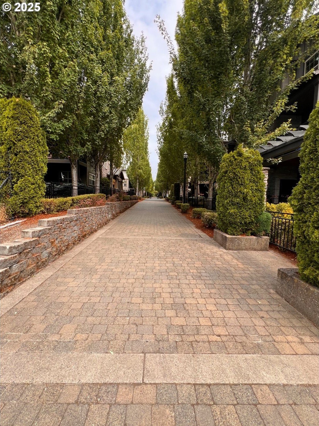 Condo 3BR 3BA - 637 NE GARSWOOD Ln, Hillsboro, OR