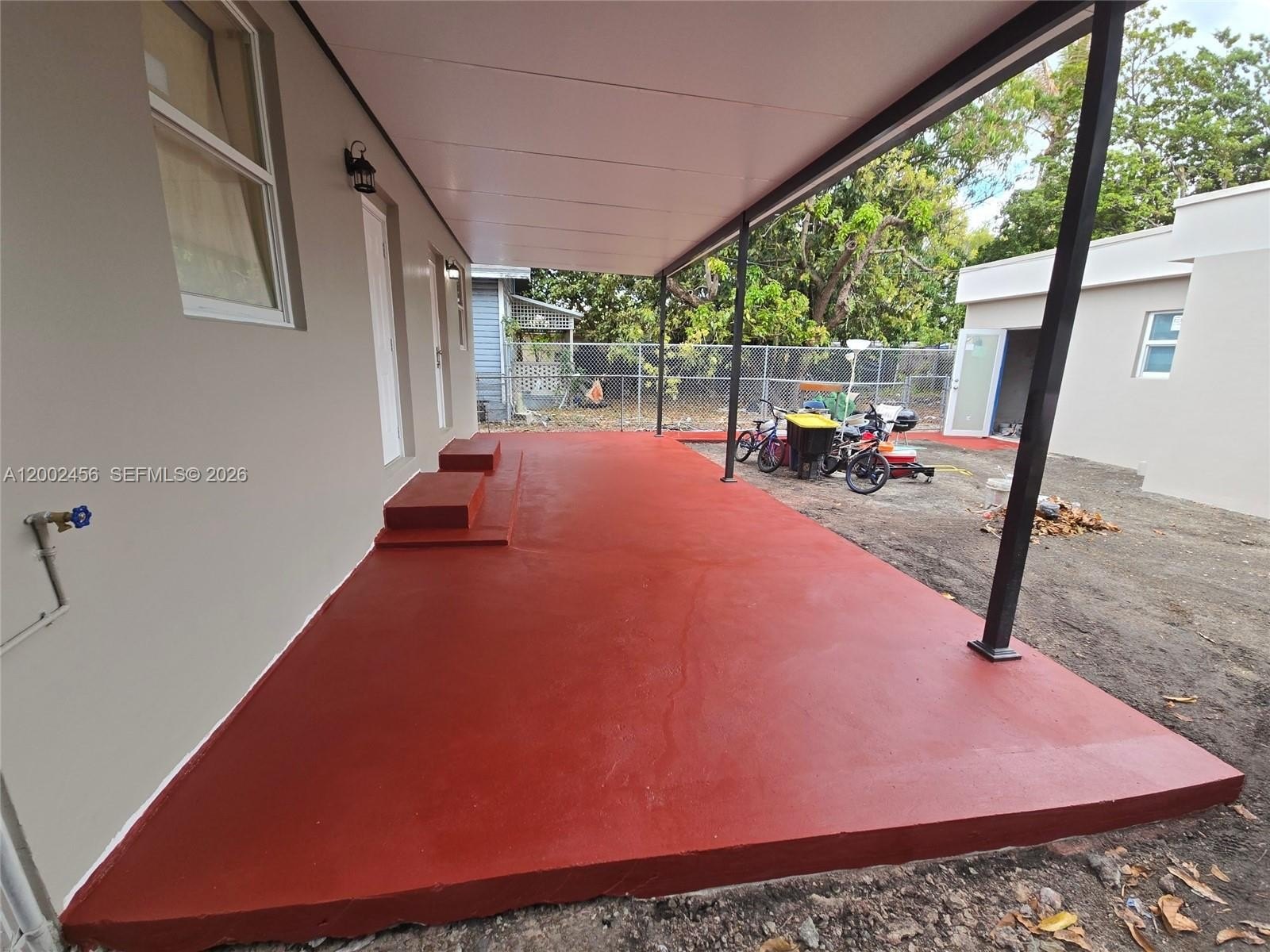 Duplex 2BR 2BA - 2637 NW 23rd Ct, Miami, FL