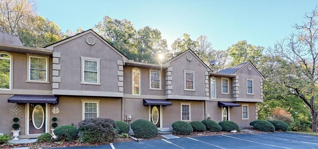 Single Family 3BR 2BA - 103 Birdie Lane Unit 5-B, Blairsville, GA