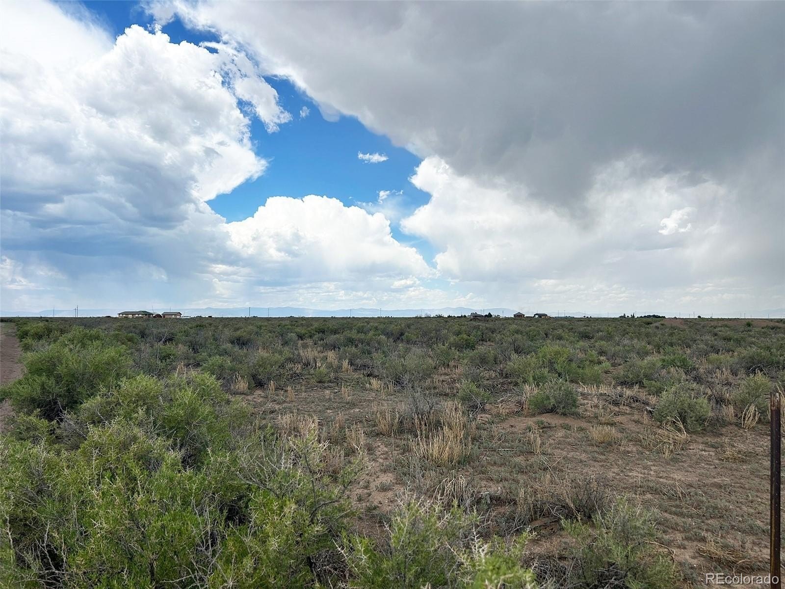 Plots and Land - Na Pyrite, Mosca, CO
