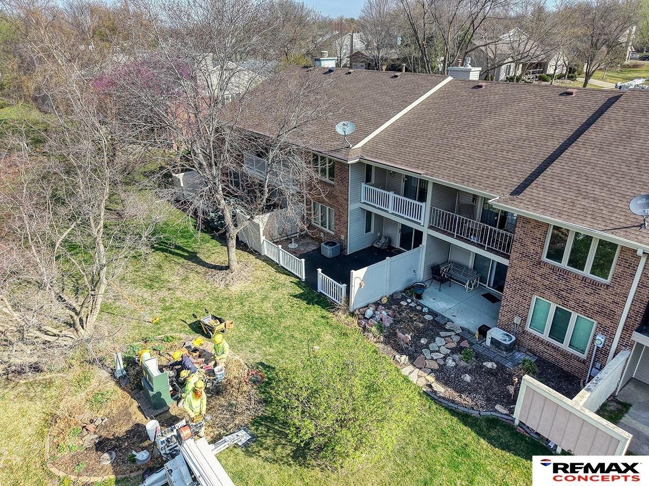 7207 Grand Oaks Dr  