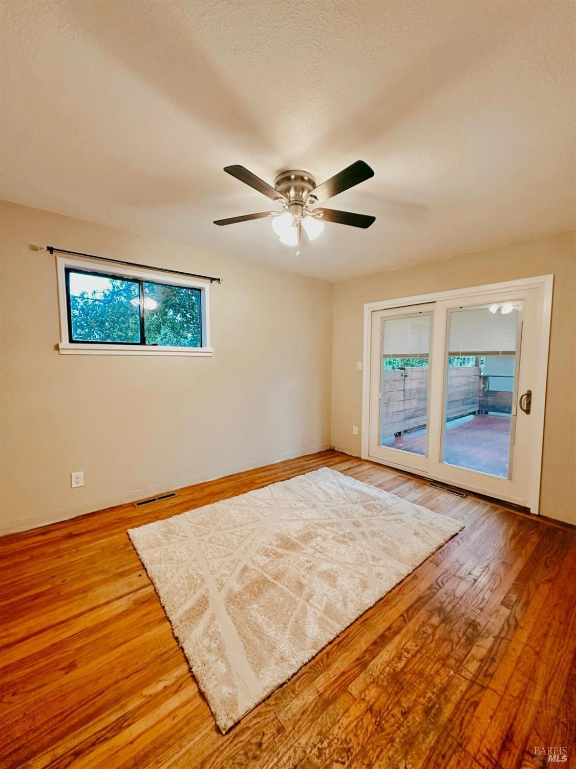 Single Family 4BR 2BA - 1124 Shetler Avenue, Napa, CA